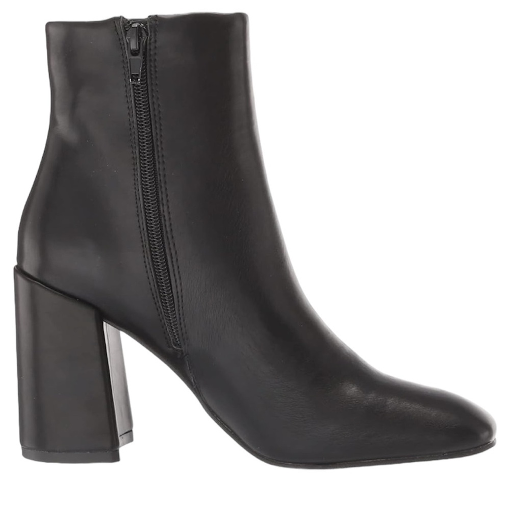 Madden Girl Women's While Ankle Boots Sz 9 M - Picture 2 of 6